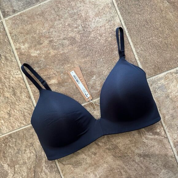 Skims Wireless Form T-shirt Bra Onyx Size 34D - Picture 4 of 8